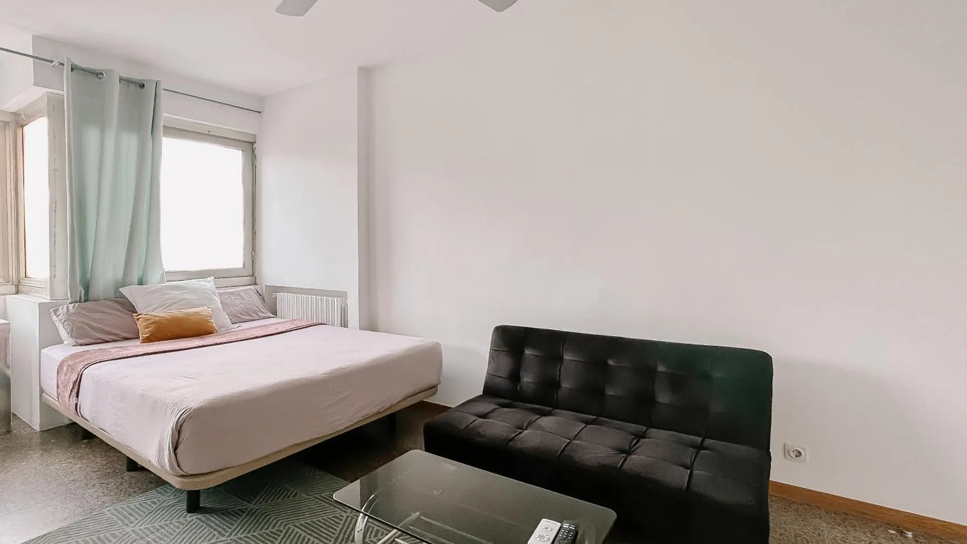 Lovely Room In Gracia Barcelona Apartmán